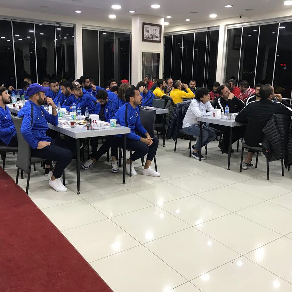 Suat Kaya & Menemenspor